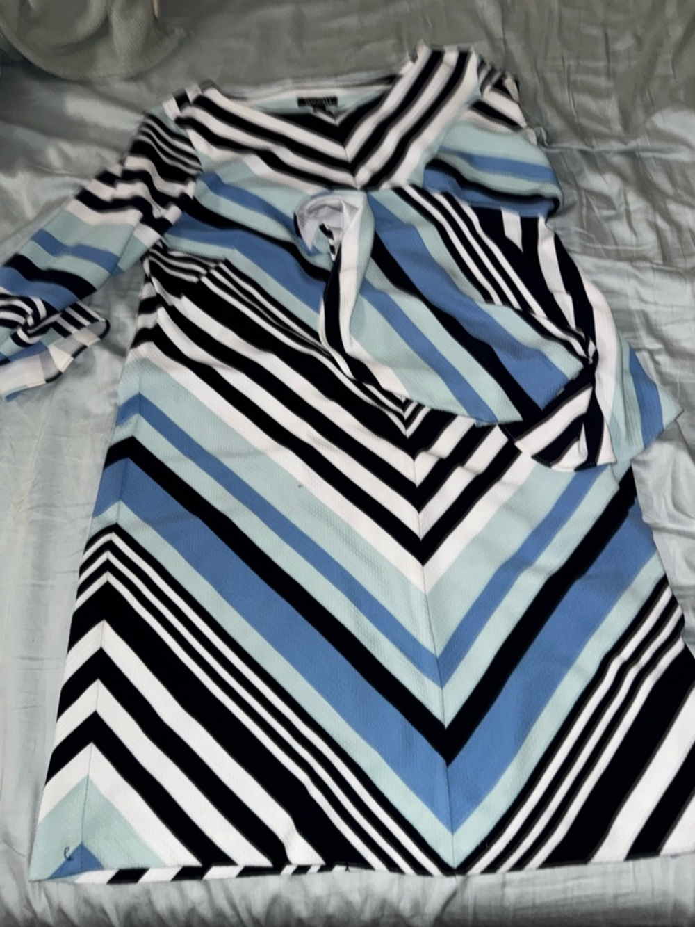Roz & Ali Striped Mini Dress with Flutter Sleeves - Picture 6 of 9